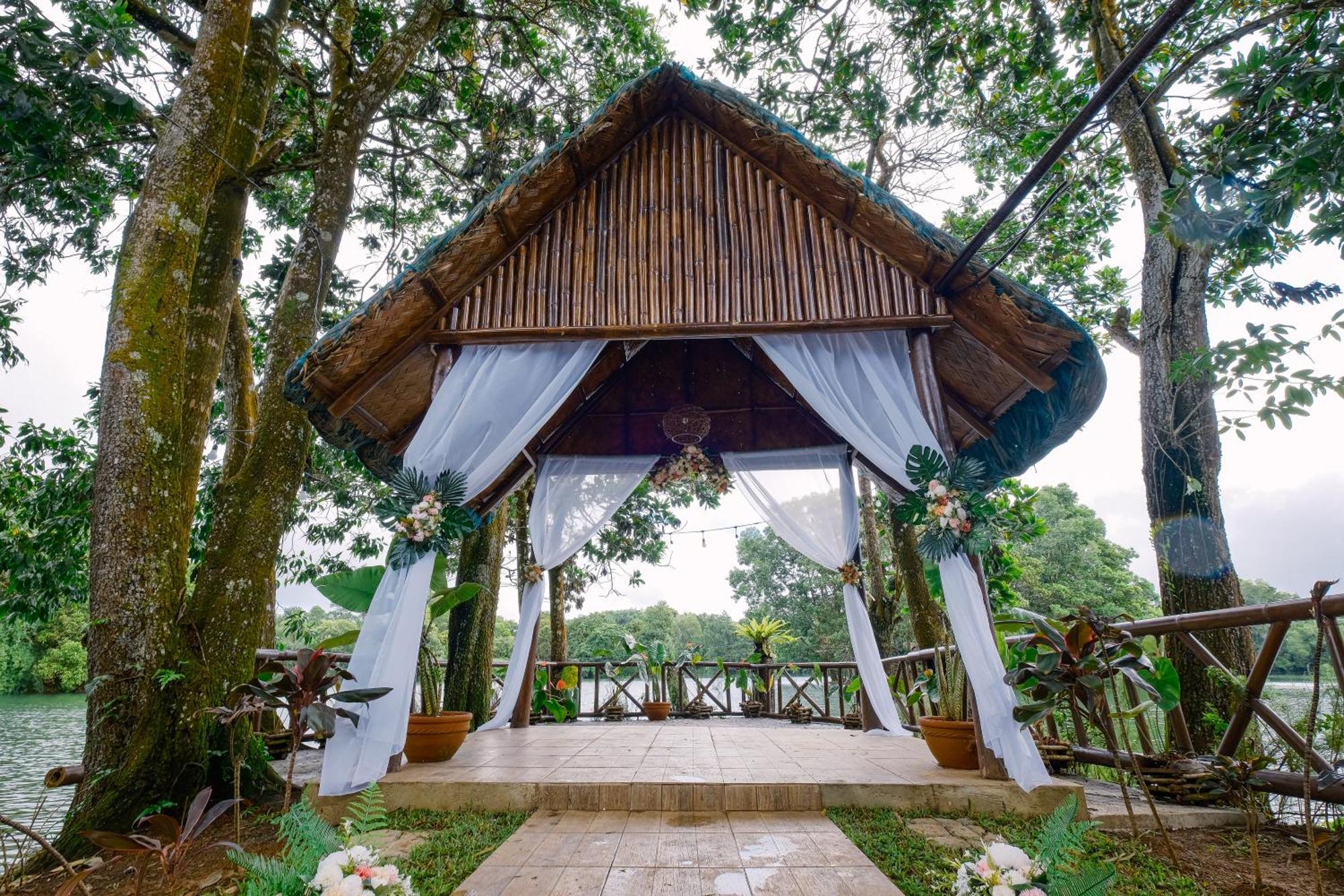 Almost Heaven Lake Resort By Cocotel Cavinti Exterior photo