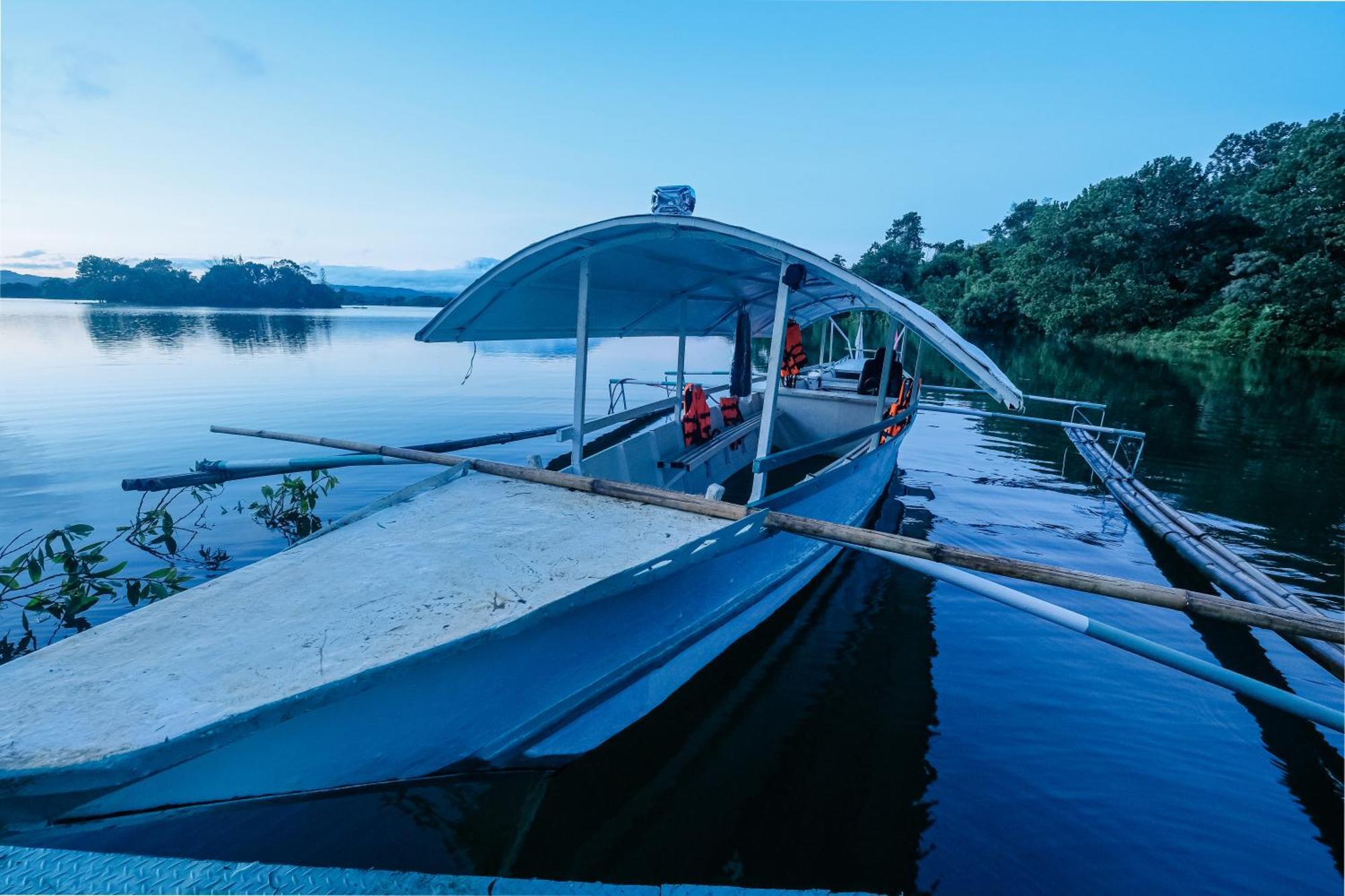 Almost Heaven Lake Resort By Cocotel Cavinti Exterior photo
