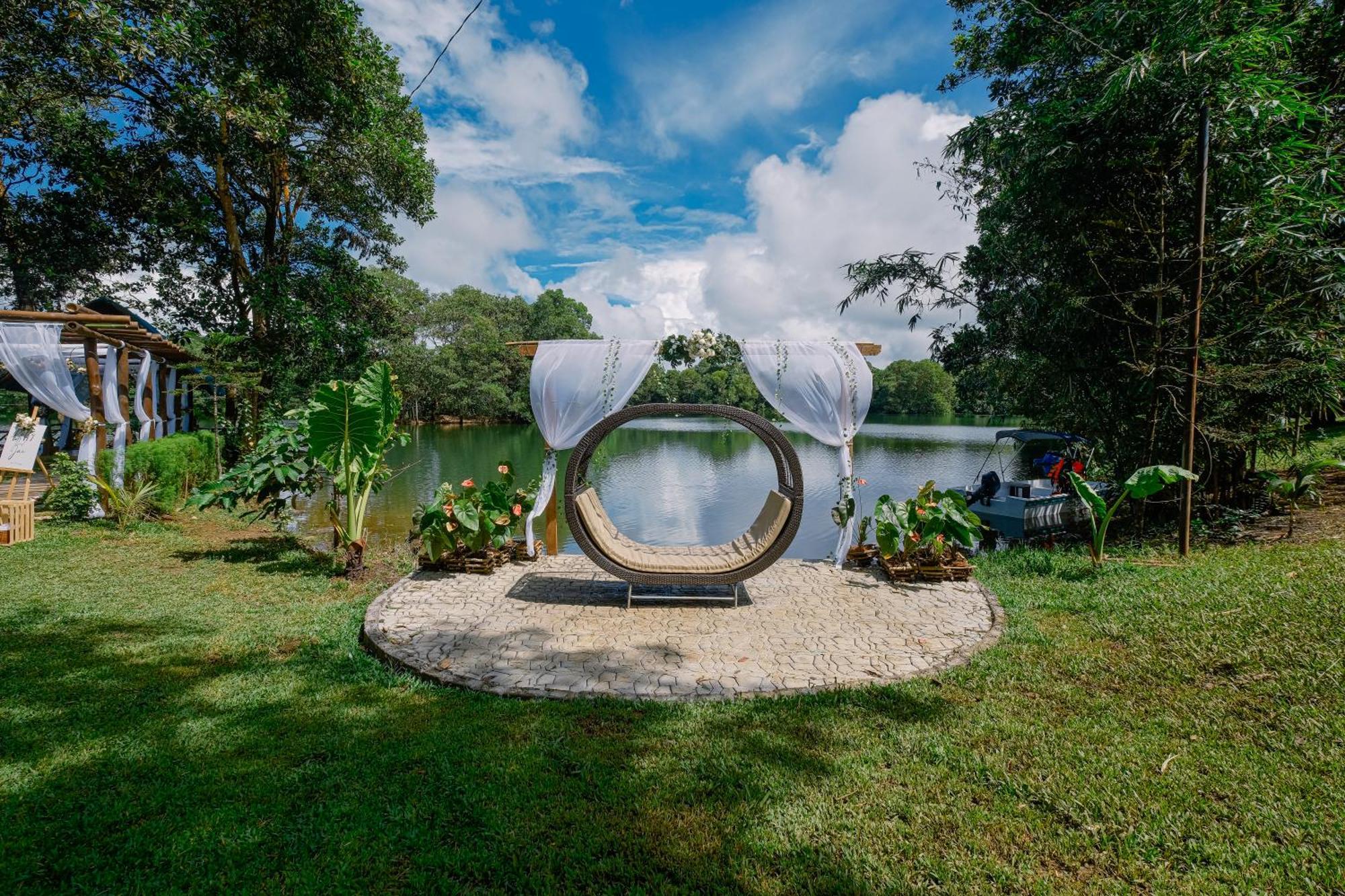 Almost Heaven Lake Resort By Cocotel Cavinti Exterior photo